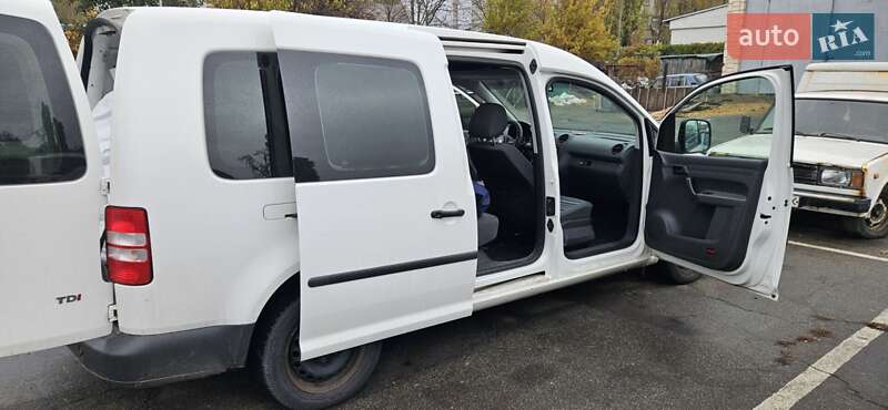 Минивэн Volkswagen Caddy 2013 в Киеве фото 3 Минивэн Volkswagen Caddy 2013 в Киеве