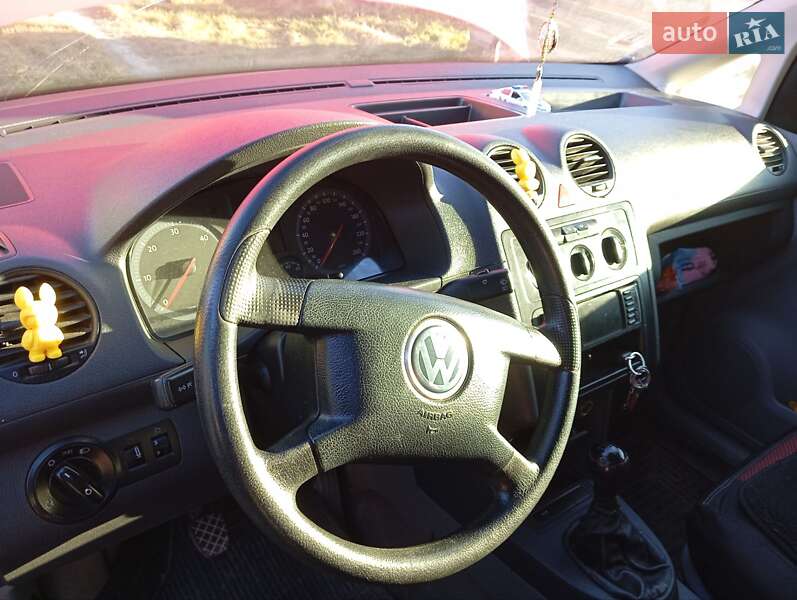 Минивэн Volkswagen Caddy 2006 в Верховине