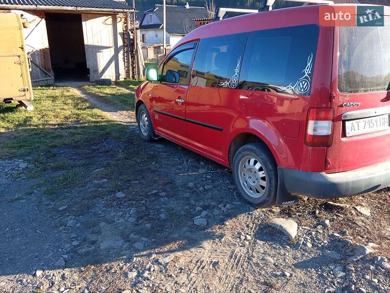 Минивэн Volkswagen Caddy 2006 в Верховине