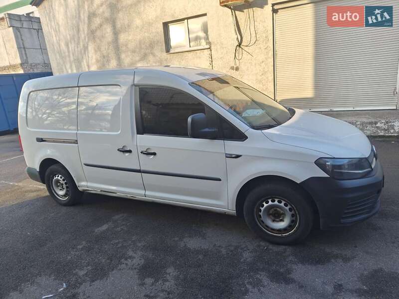 Грузовой фургон Volkswagen Caddy 2016 в Киеве