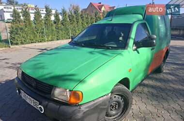 Вантажний фургон Volkswagen Caddy 2003 в Чернівцях