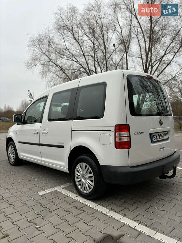Минивэн Volkswagen Caddy 2014 в Хмельницком
