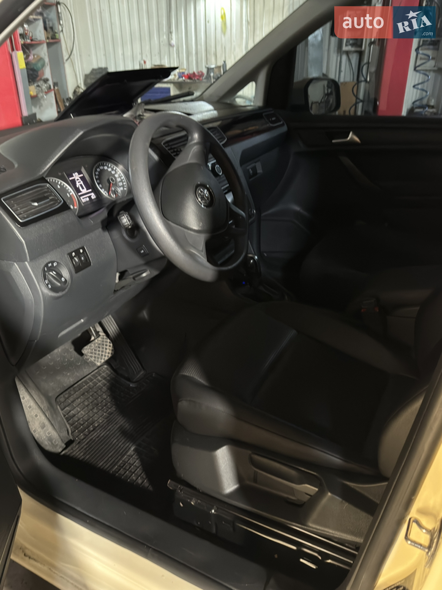 2018 Volkswagen Caddy - мініатюра 9