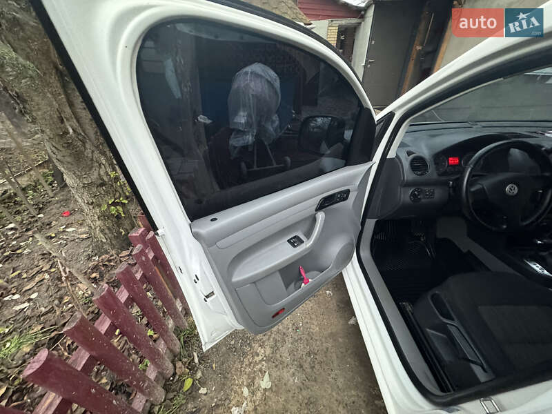 Минивэн Volkswagen Caddy 2008 в Звягеле фото 11 Минивэн Volkswagen Caddy 2008 в Звягеле