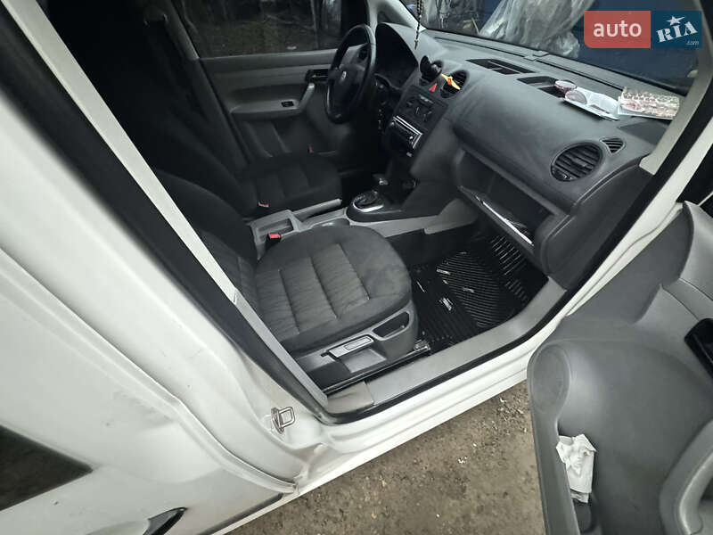 Минивэн Volkswagen Caddy 2008 в Звягеле фото 22 Минивэн Volkswagen Caddy 2008 в Звягеле