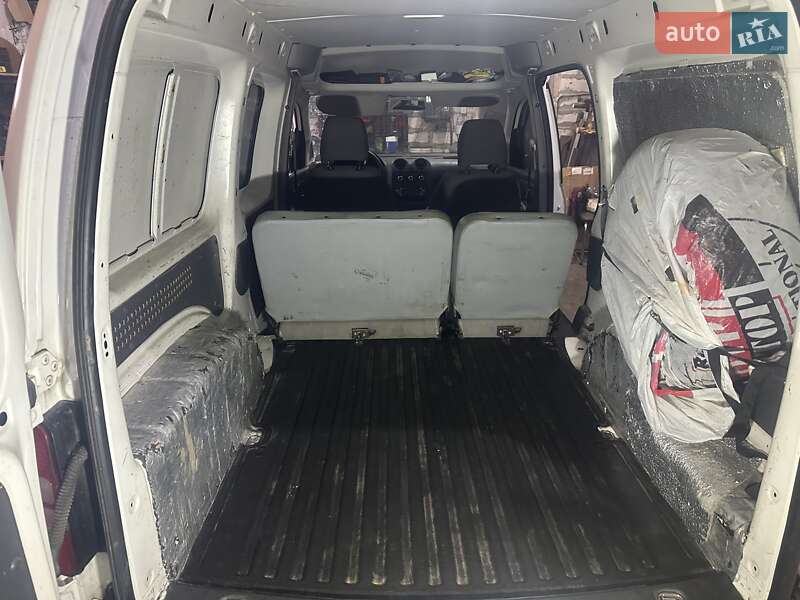 Минивэн Volkswagen Caddy 2012 в Буче фото 11 Минивэн Volkswagen Caddy 2012 в Буче