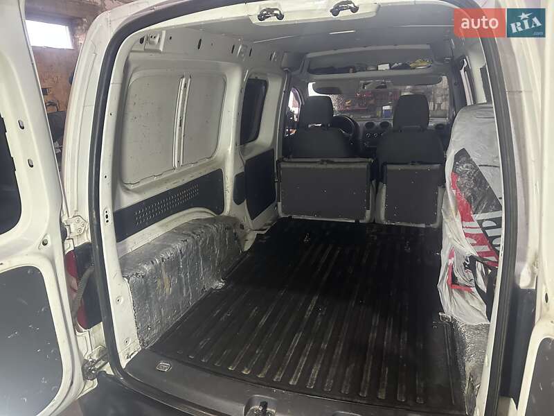 Минивэн Volkswagen Caddy 2012 в Буче фото 12 Минивэн Volkswagen Caddy 2012 в Буче