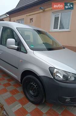 Мінівен Volkswagen Caddy 2012 в Руській Поляні