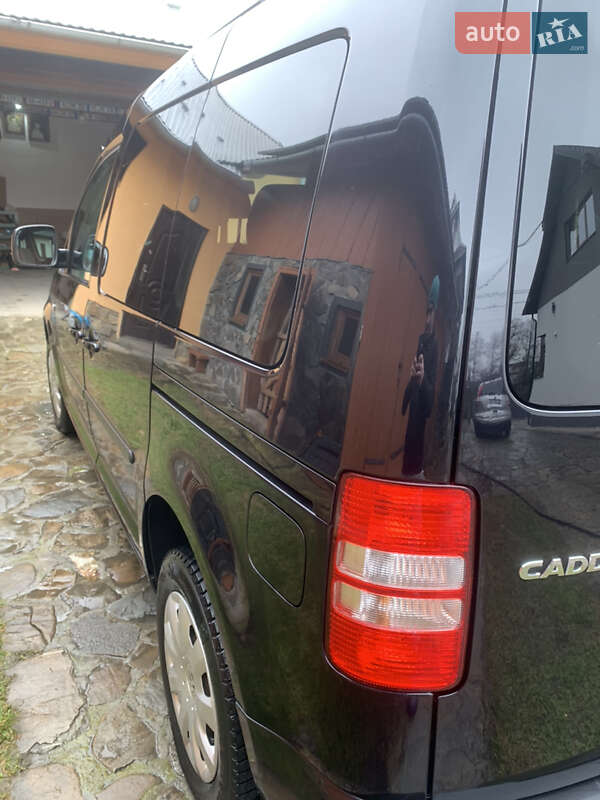 Мінівен Volkswagen Caddy 2013 в Івано-Франківську