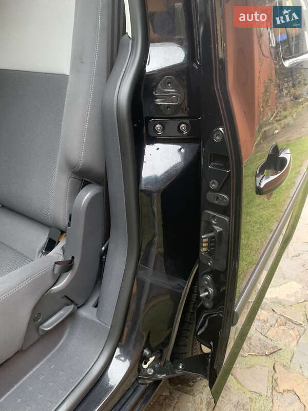 Мінівен Volkswagen Caddy 2013 в Івано-Франківську