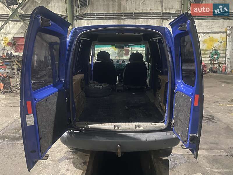 Вантажний фургон Volkswagen Caddy 2008 в Запоріжжі