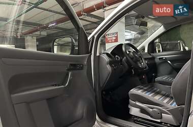 Минивэн Volkswagen Caddy 2011 в 