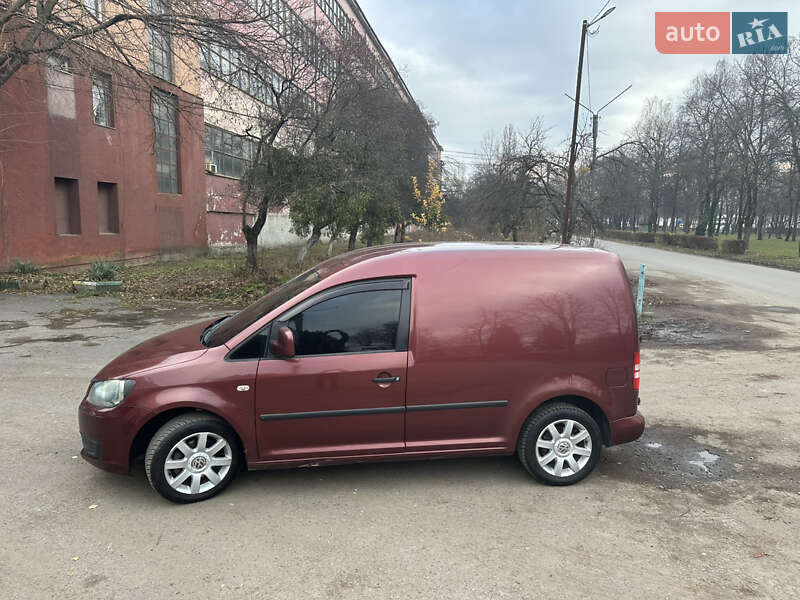 Минивэн Volkswagen Caddy 2011 в Мукачево
