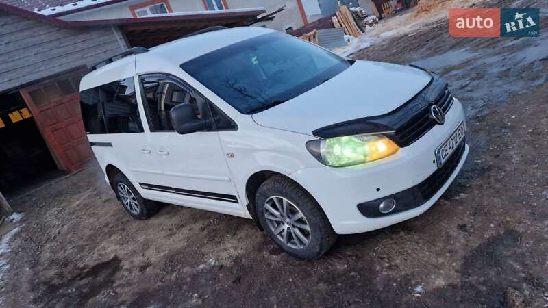 Мінівен Volkswagen Caddy 2011 в Вижниці