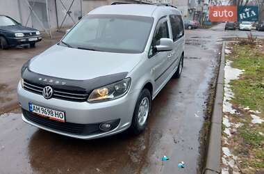 Минивэн Volkswagen Caddy 2013 в 