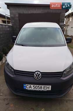 Вантажопасажирський фургон Volkswagen Caddy 2014 в Черкасах