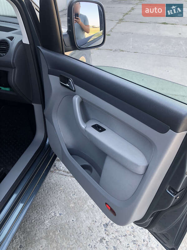Минивэн Volkswagen Caddy 2008 в Днепре фото 15 Минивэн Volkswagen Caddy 2008 в Днепре