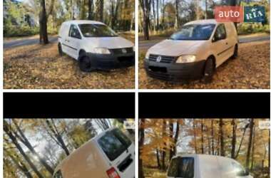 Вантажний фургон Volkswagen Caddy 2004 в Чернівцях