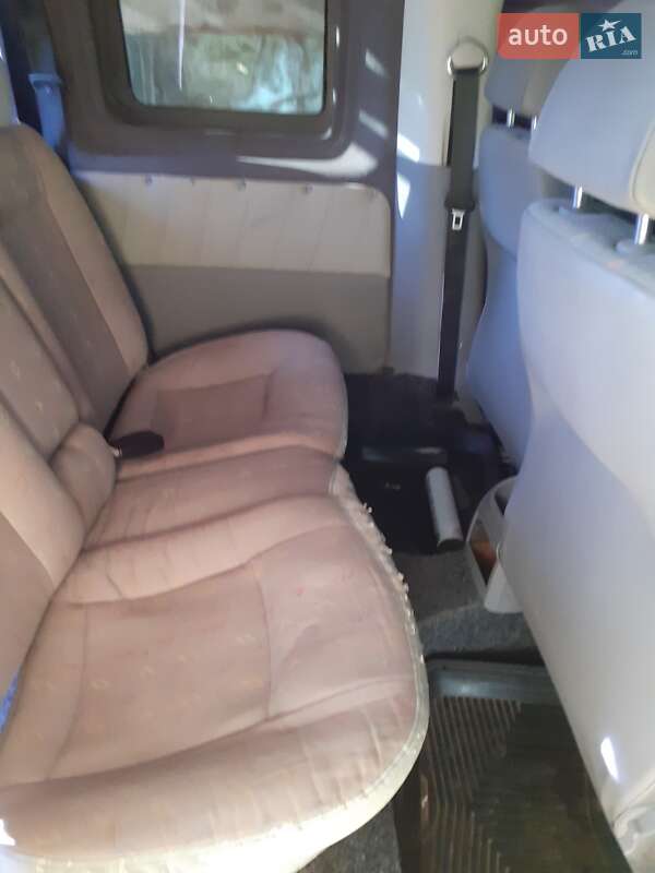 Мінівен Volkswagen Caddy 2009 в Теофіполі