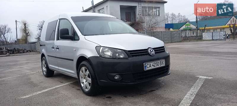 Минивэн Volkswagen Caddy 2012 в Каменке