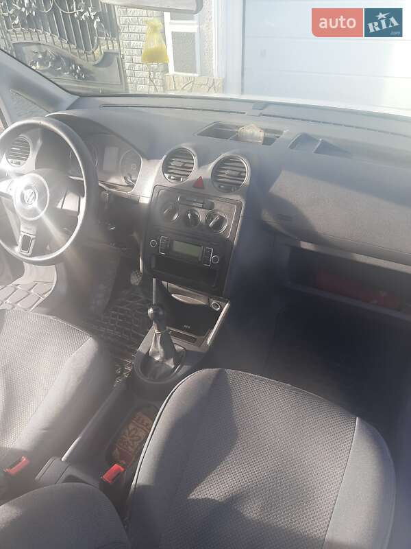 Минивэн Volkswagen Caddy 2011 в Хотине фото 6 Минивэн Volkswagen Caddy 2011 в Хотине