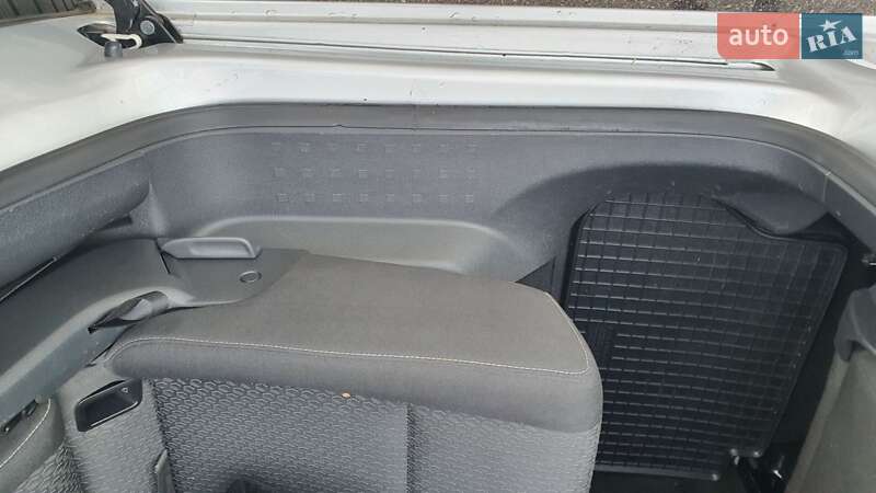 Мінівен Volkswagen Caddy 2017 в Києві