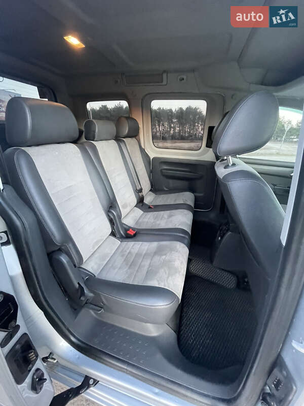 Минивэн Volkswagen Caddy 2012 в Сарнах