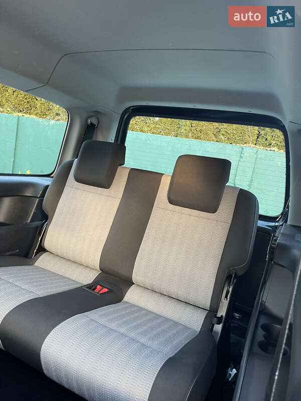 Минивэн Volkswagen Caddy 2015 в Виноградове