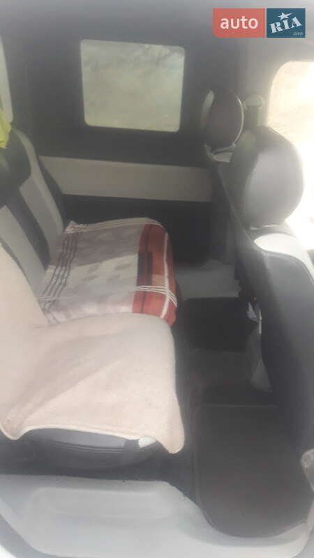 Мінівен Volkswagen Caddy 2007 в Кропивницькому