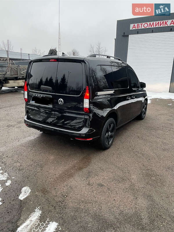 Мінівен Volkswagen Caddy 2021 в Мукачевому