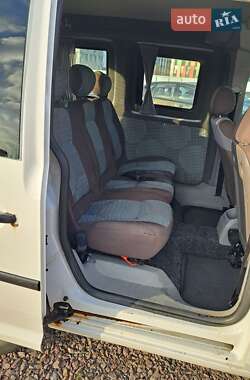 Мінівен Volkswagen Caddy 2010 в 