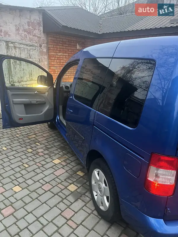 Volkswagen Caddy 2009