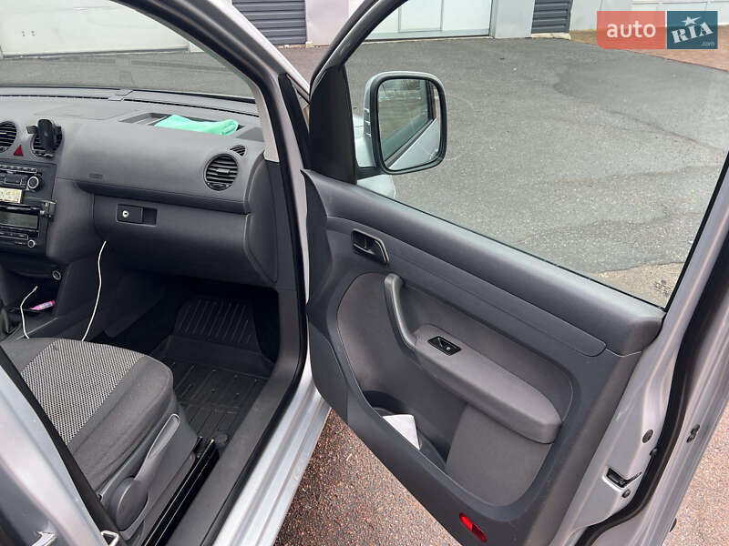 Минивэн Volkswagen Caddy 2011 в Прилуках