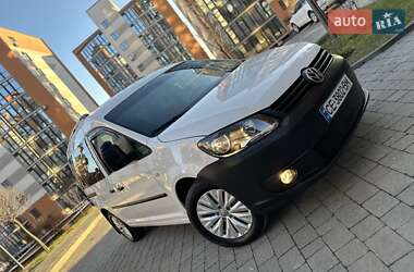 Вантажний фургон Volkswagen Caddy 2012 в Івано-Франківську