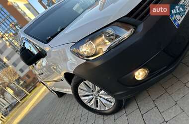 Вантажний фургон Volkswagen Caddy 2012 в Івано-Франківську