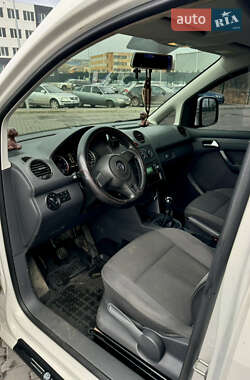 Минивэн Volkswagen Caddy 2014 в 