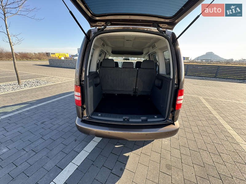 Мінівен Volkswagen Caddy 2012 в Мукачевому
