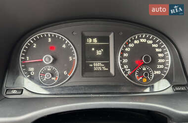Грузовой фургон Volkswagen Caddy 2011 в 