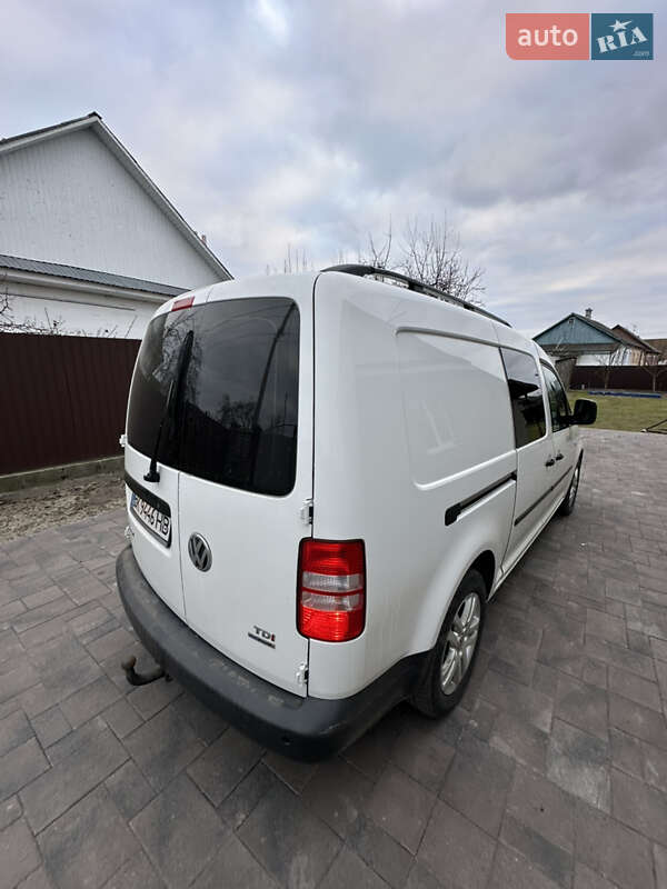 Грузопассажирский фургон Volkswagen Caddy 2013 в Костополе
