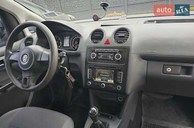 Минивэн Volkswagen Caddy 2014 в Киеве