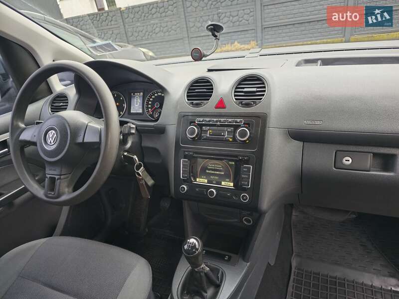 Минивэн Volkswagen Caddy 2014 в Киеве фото 20 Минивэн Volkswagen Caddy 2014 в Киеве