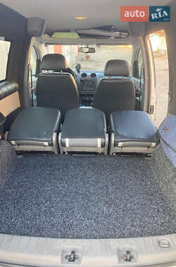 Минивэн Volkswagen Caddy 2010 в 