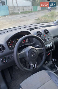 Вантажний фургон Volkswagen Caddy 2012 в 
