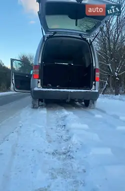 Volkswagen Caddy 2011
