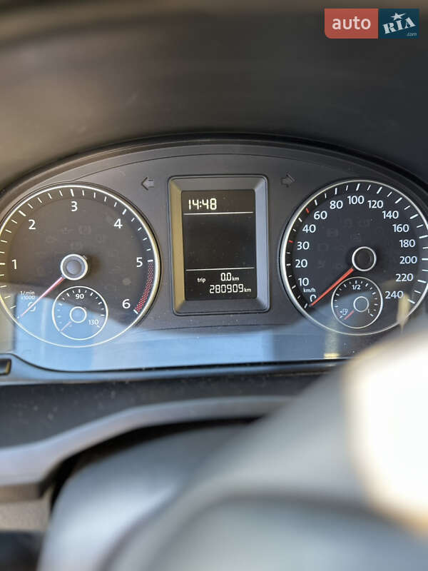 Мінівен Volkswagen Caddy 2015 в Умані