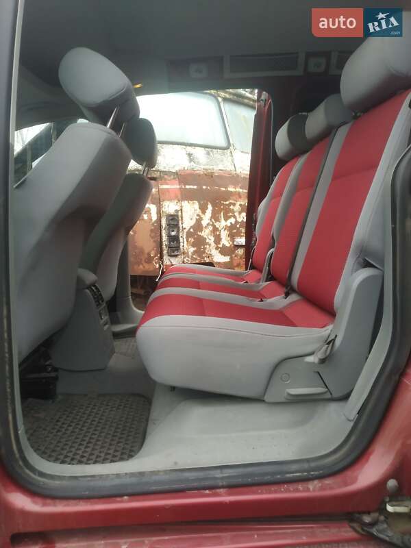 Минивэн Volkswagen Caddy 2006 в Гайвороне