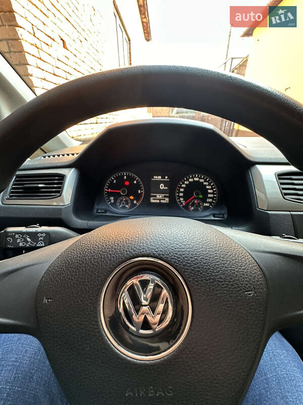 Минивэн Volkswagen Caddy 2015 в Заречье