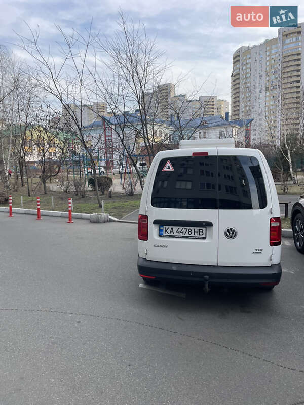 Рефрижератор Volkswagen Caddy 2016 в Киеве