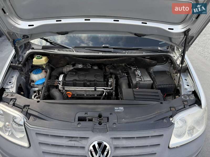 Мінівен Volkswagen Caddy 2010 в Рівному