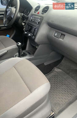 Мінівен Volkswagen Caddy 2011 в 
